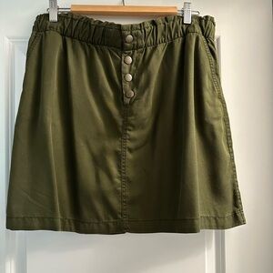 LOFT elastic waist mini skirt